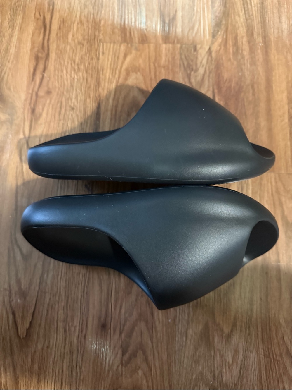 Yeezy YS-02- Sleek Minimal Black Slides. Size 6 Brand New. Ready to Ship!